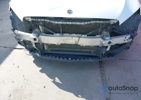 2018 Mercedes-Benz C 300 из США, поврежденный, VIN WDDWJ4JB4JF685106